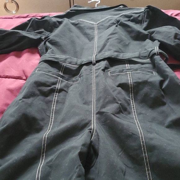 Jumpsuit - Picture 4 of 4